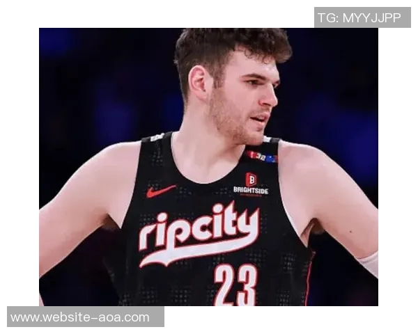 开拓者伤病情况更新利拉德亨德森罗威缺阵其他球员状态良好可全力出战 开拓者伤病情况更新利拉德亨德森罗威缺阵其他球员状态良好可全力出战